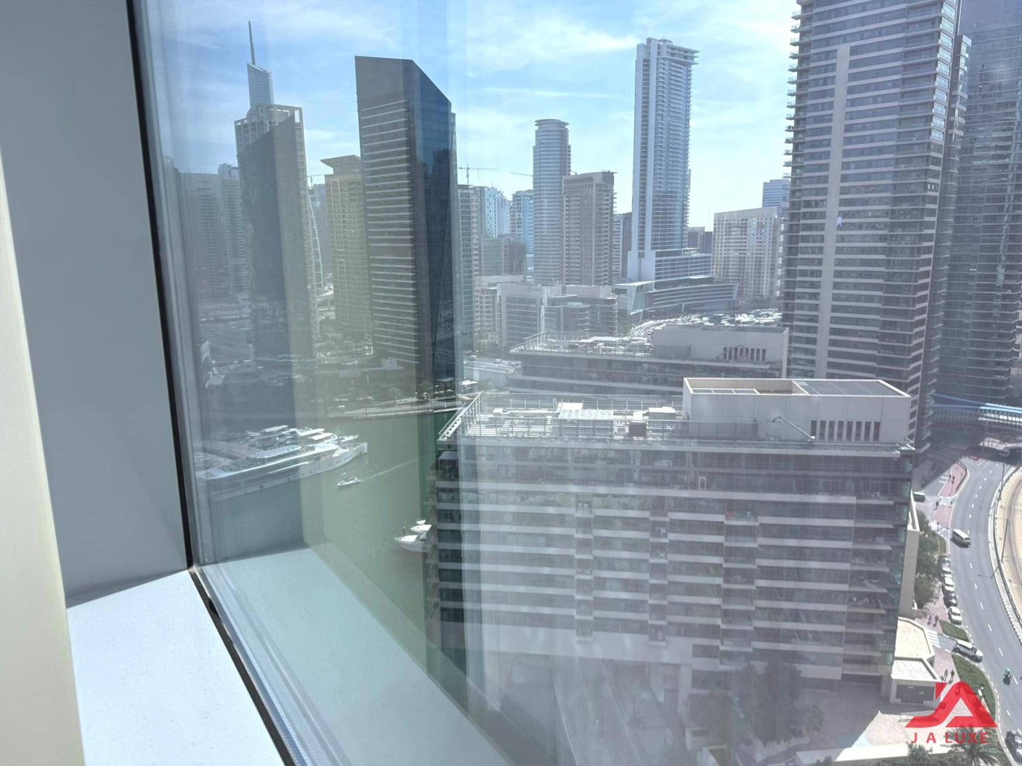 Elegant Marina & Sea View Studio In Bay Central Tower, Marina With Modern Gym & Pool, Steps To Jbr Beach & Metro * Dubai