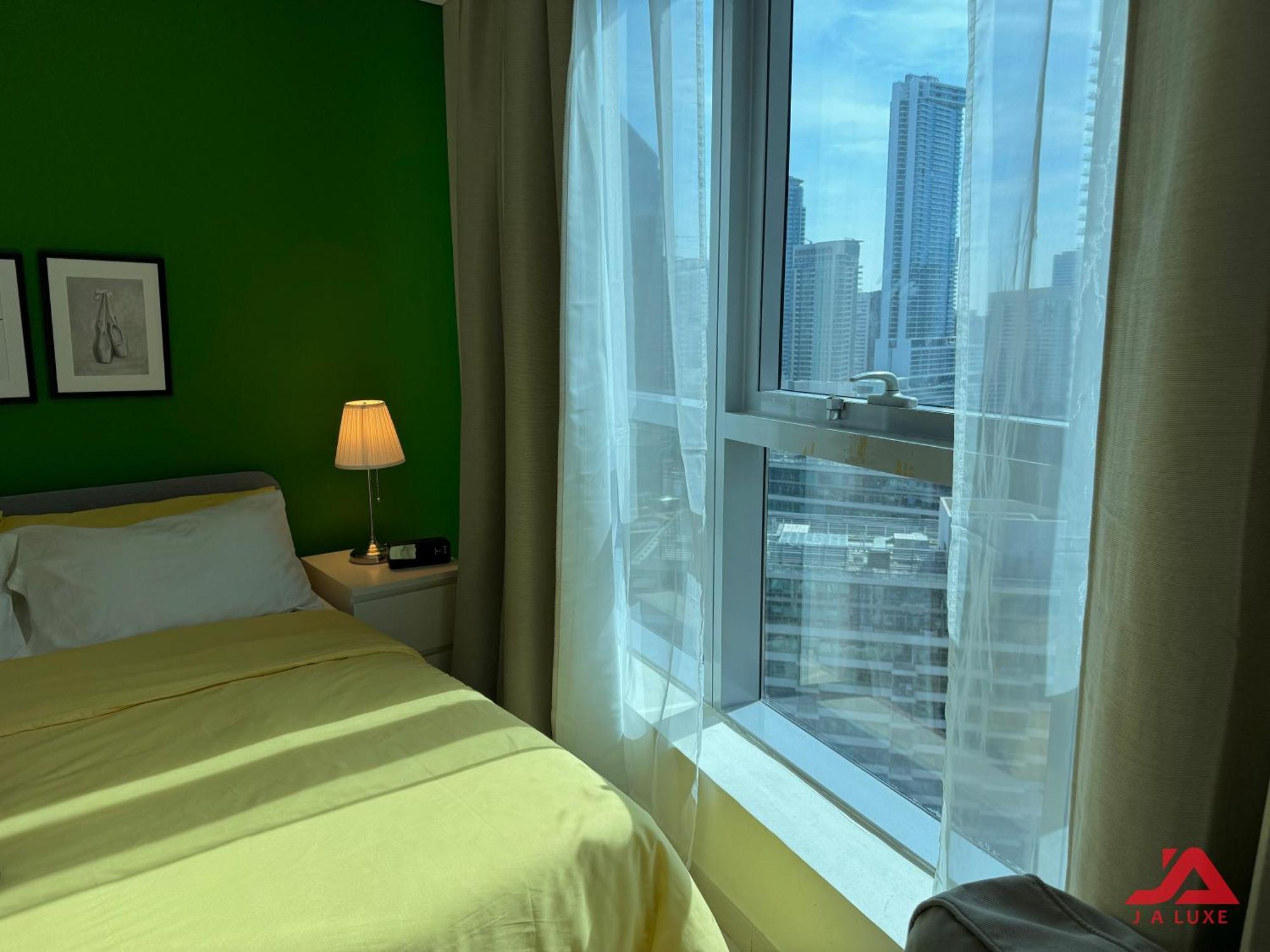 Elegant Marina & Sea View Studio In Bay Central Tower, Marina With Modern Gym & Pool, Steps To Jbr Beach & Metro