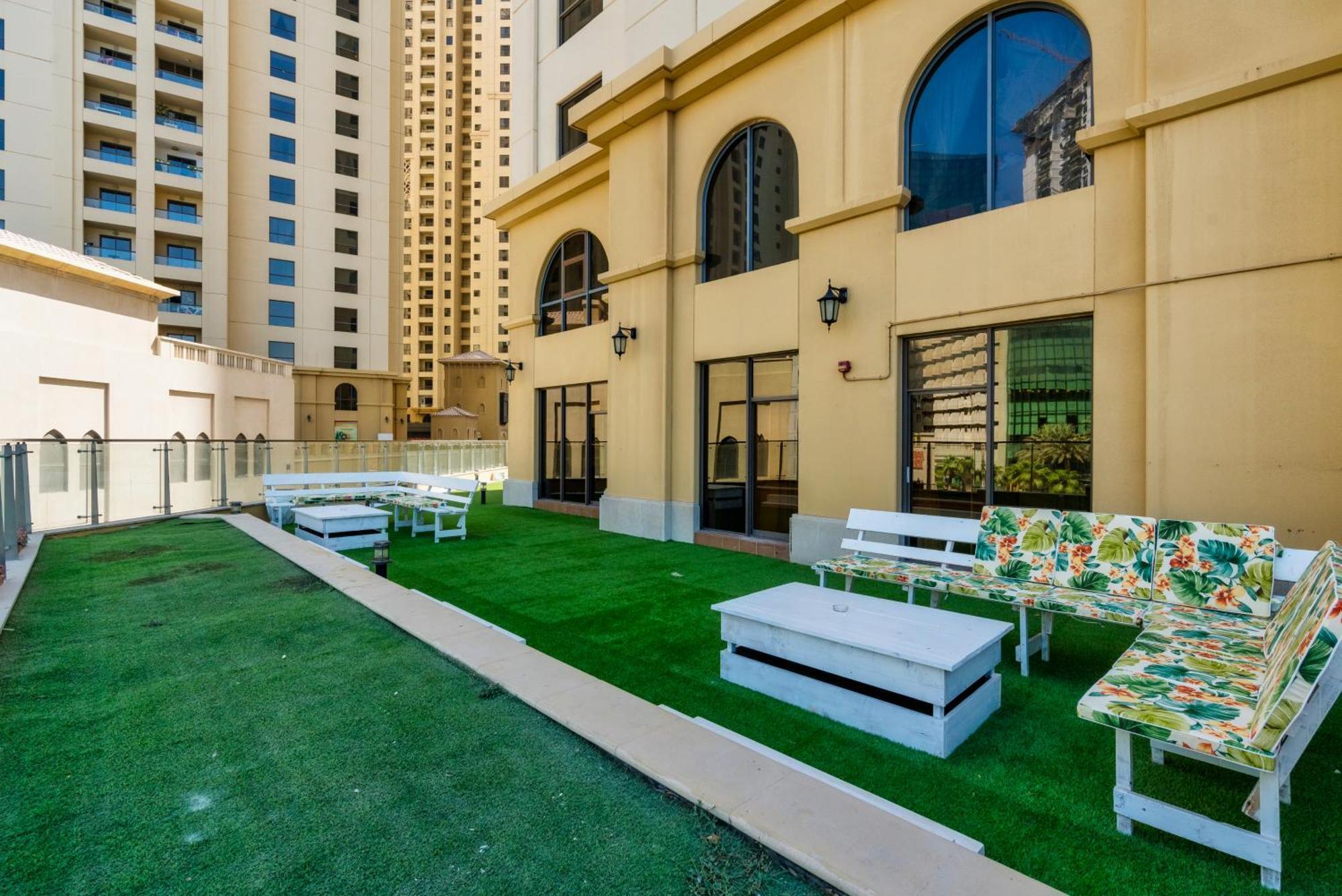 New! Sea View Luxurious 4 Bedroom Duplex Apartment Dubai