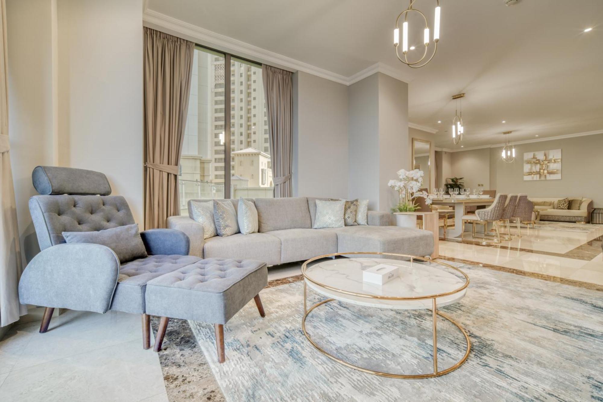 New! Sea View Luxurious 4 Bedroom Duplex Apartment Dubai