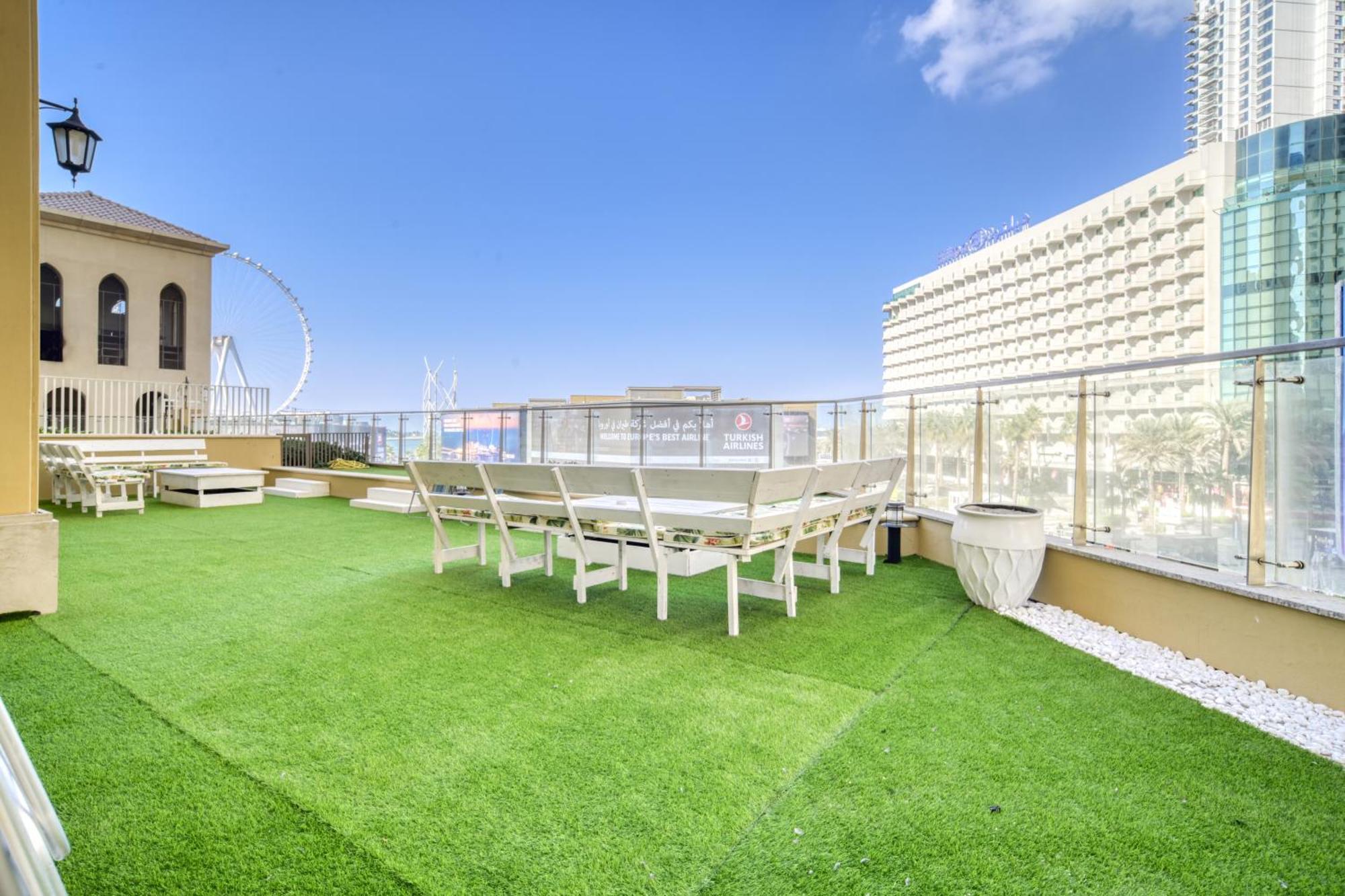 New! Sea View Luxurious 4 Bedroom Duplex Apartment Dubai