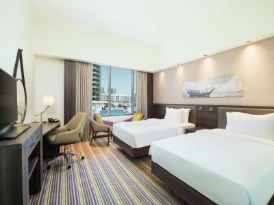 Hampton By Hilton Airport Otel