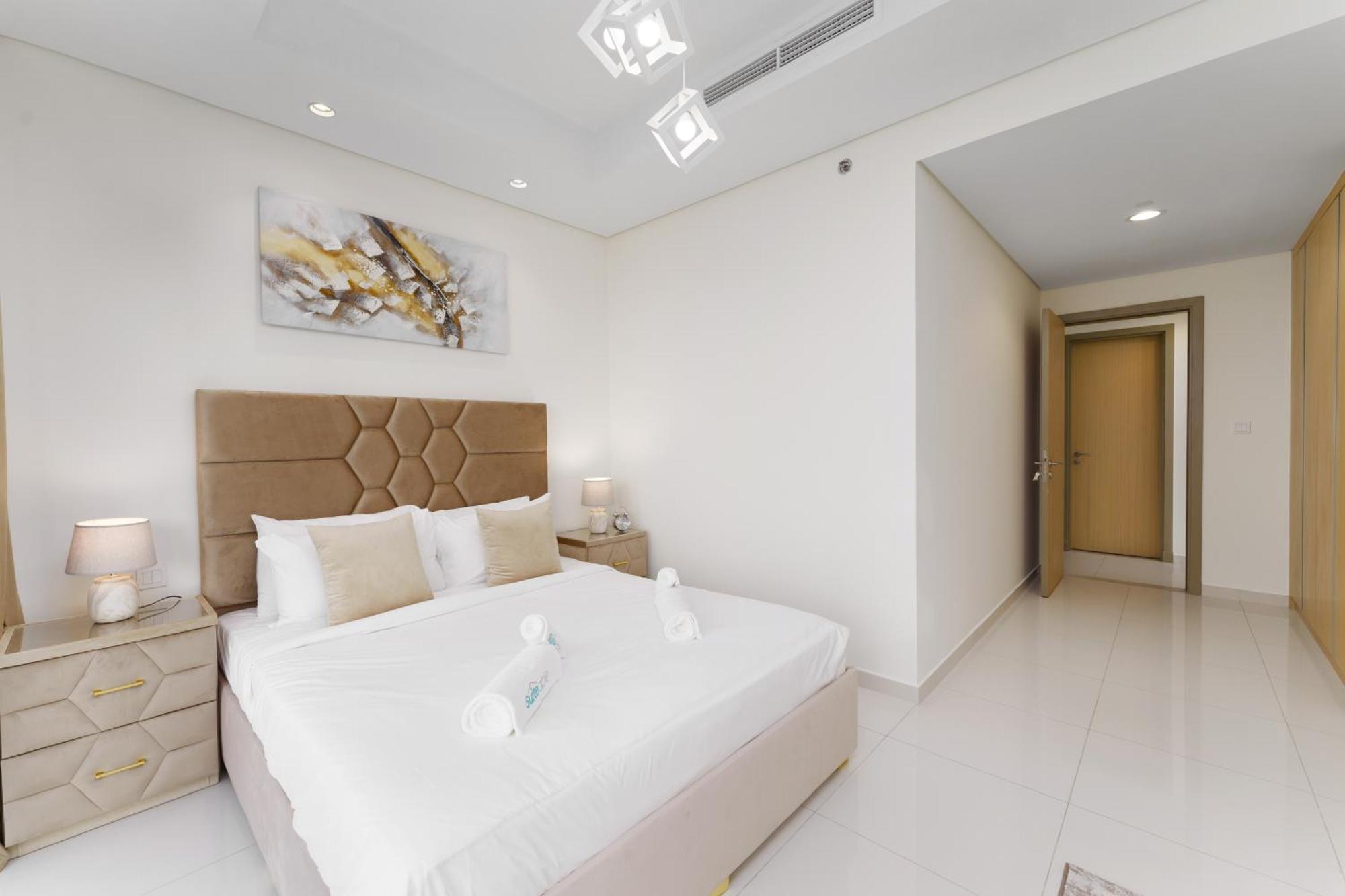 Apartment Experience Opulent Living At Paramount Midtown