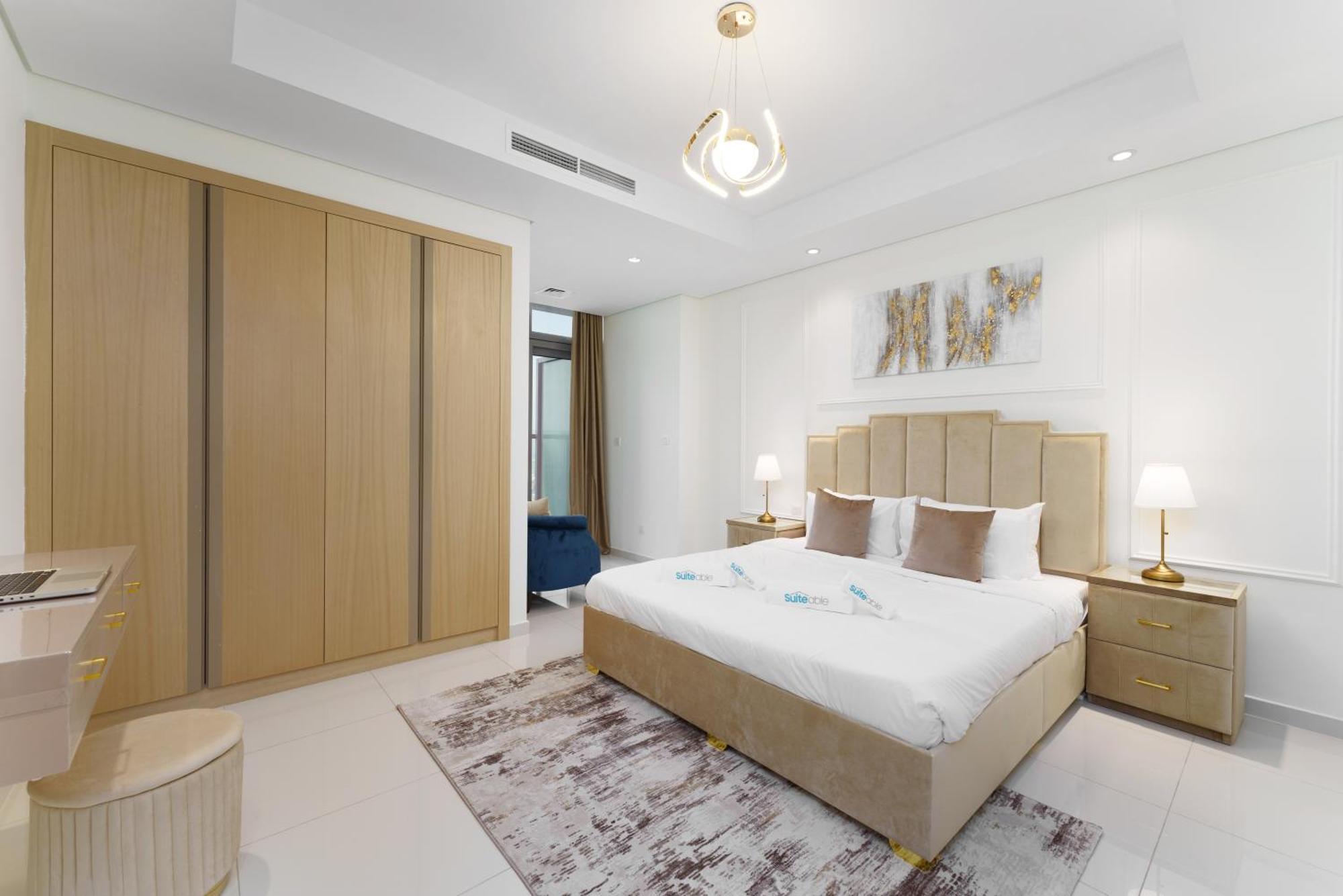 Apartment Experience Opulent Living At Paramount Midtown *