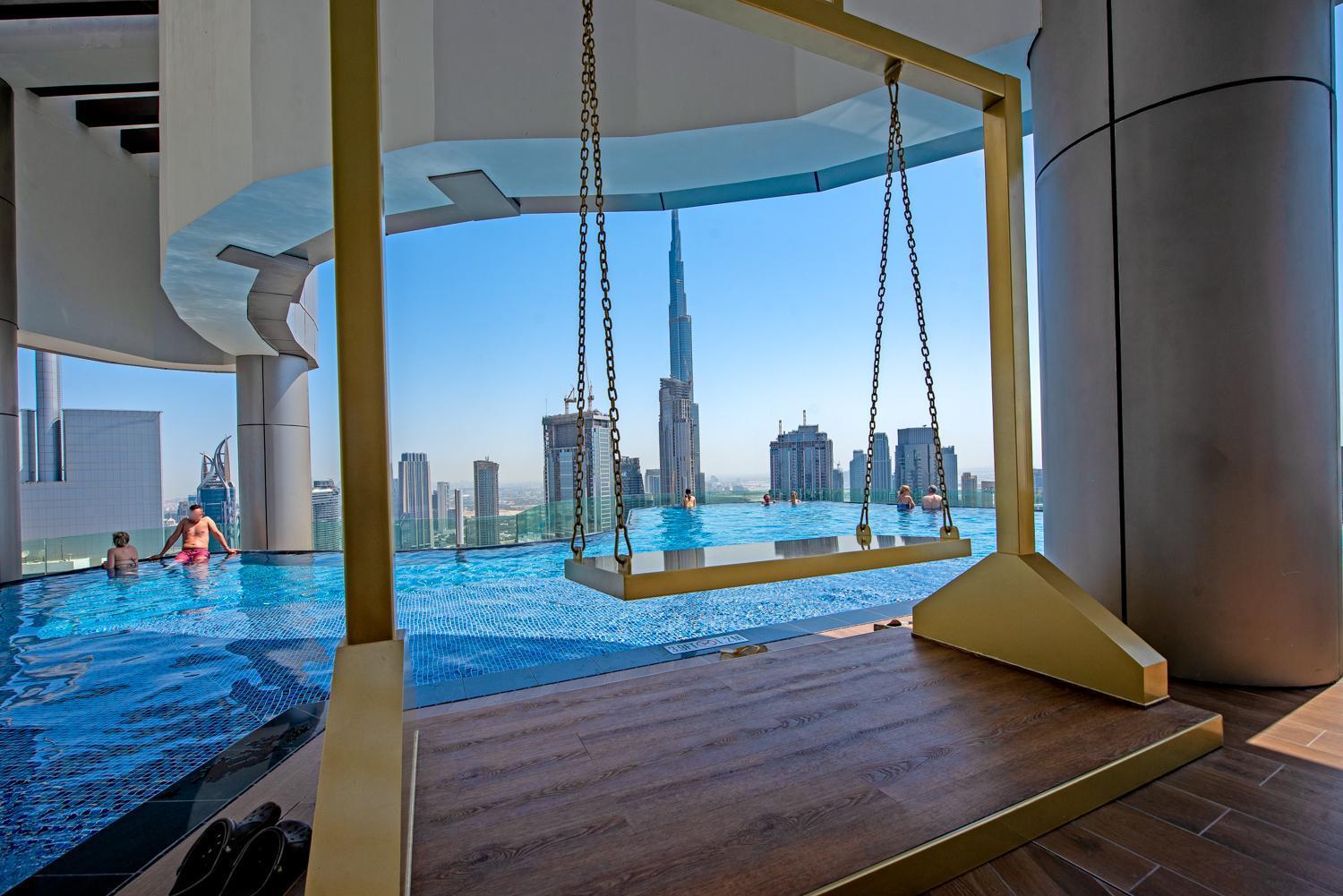 Apartment Experience Opulent Living At Paramount Midtown *
