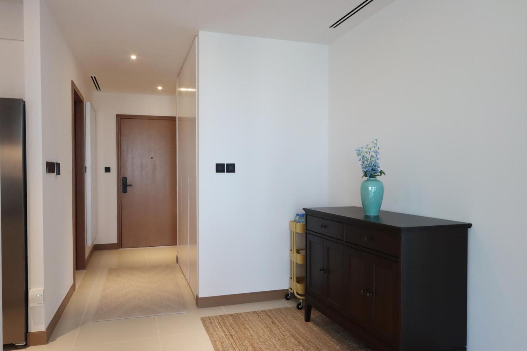 Livbnb - 3br Heaven With Sea, Sunset View In Vida Apartment
