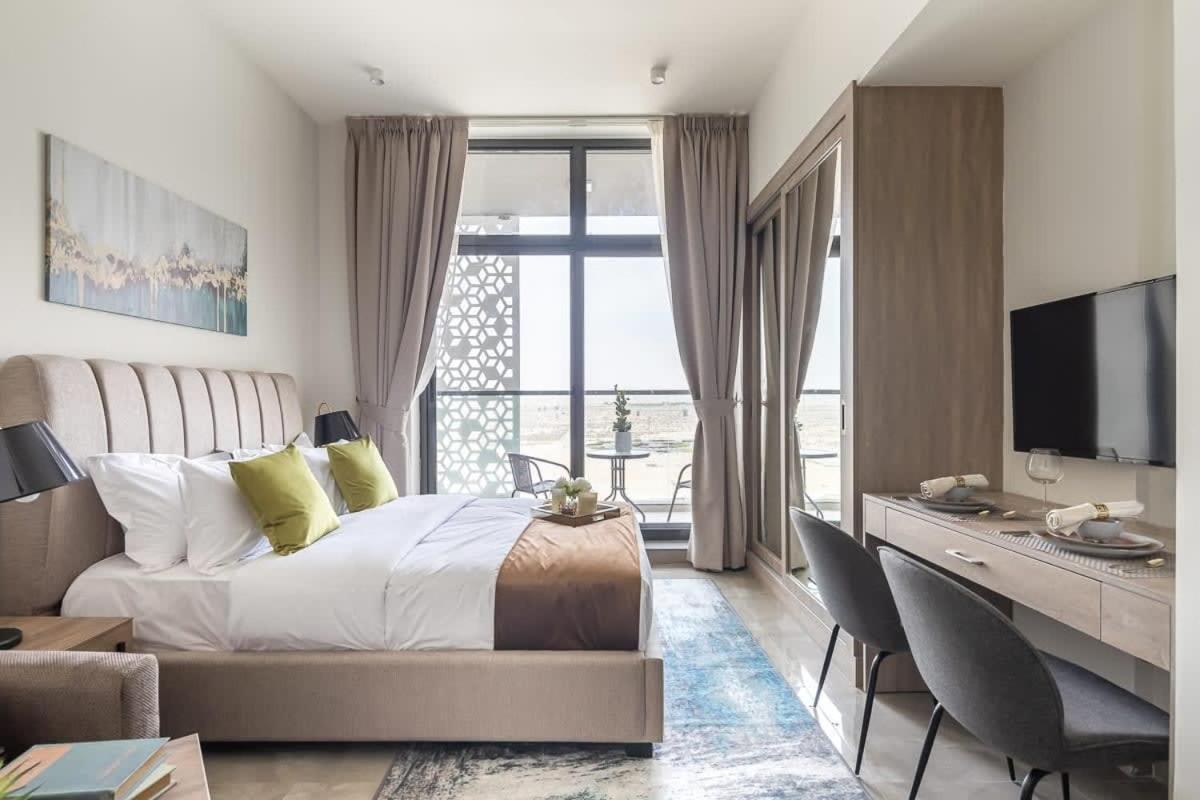 Frank Porter - Majestique 2 * Dubai