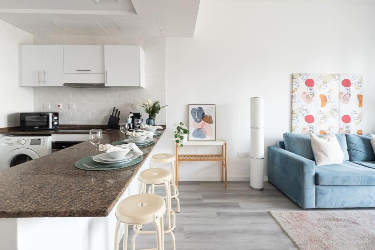 Frank Porter - Bay Central West Apartamento