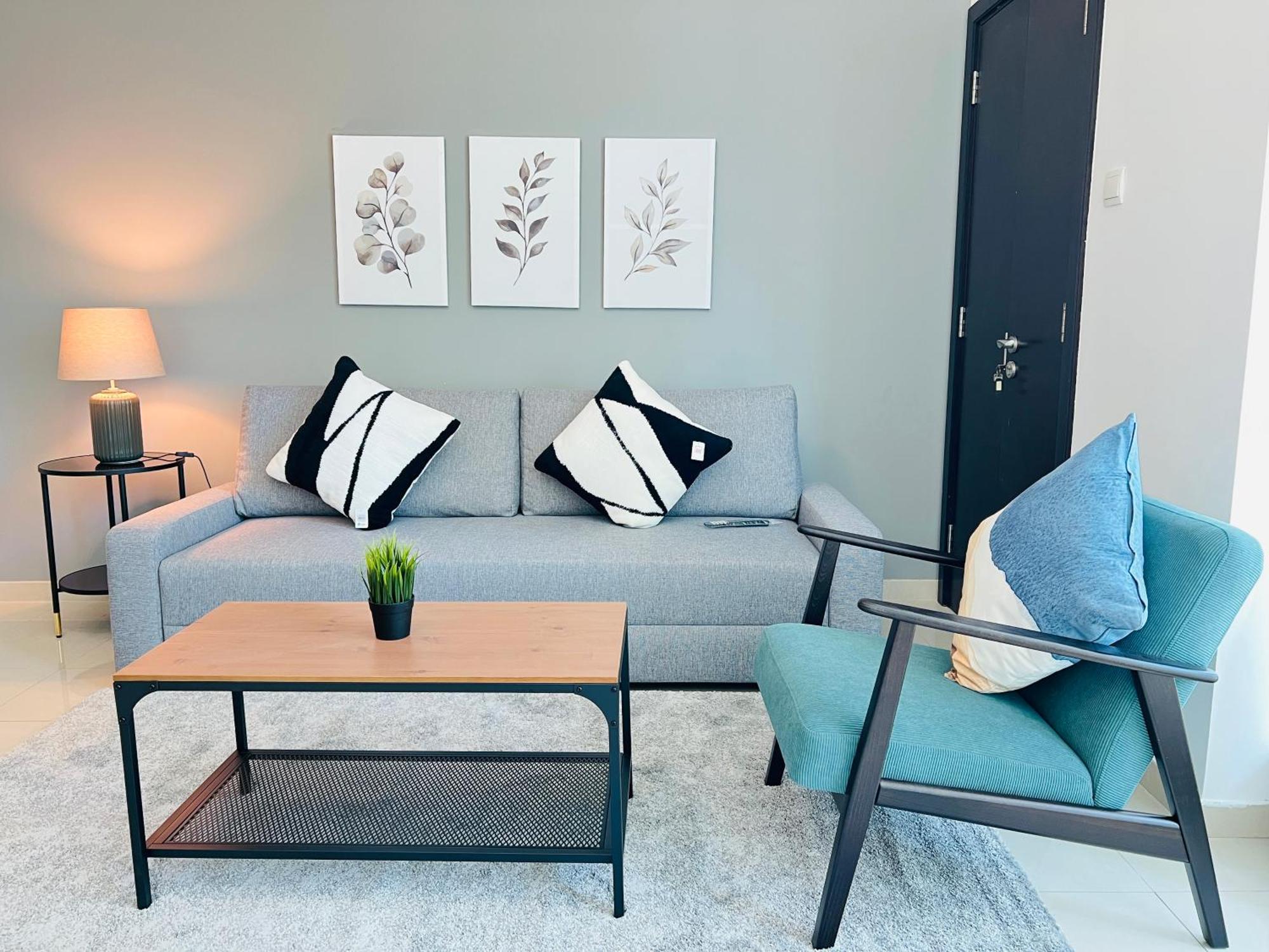 1 Bedroom Flat, Luxury Amenities, Near Jbr & Club With Free Parking In Jbr Apartment Dubai