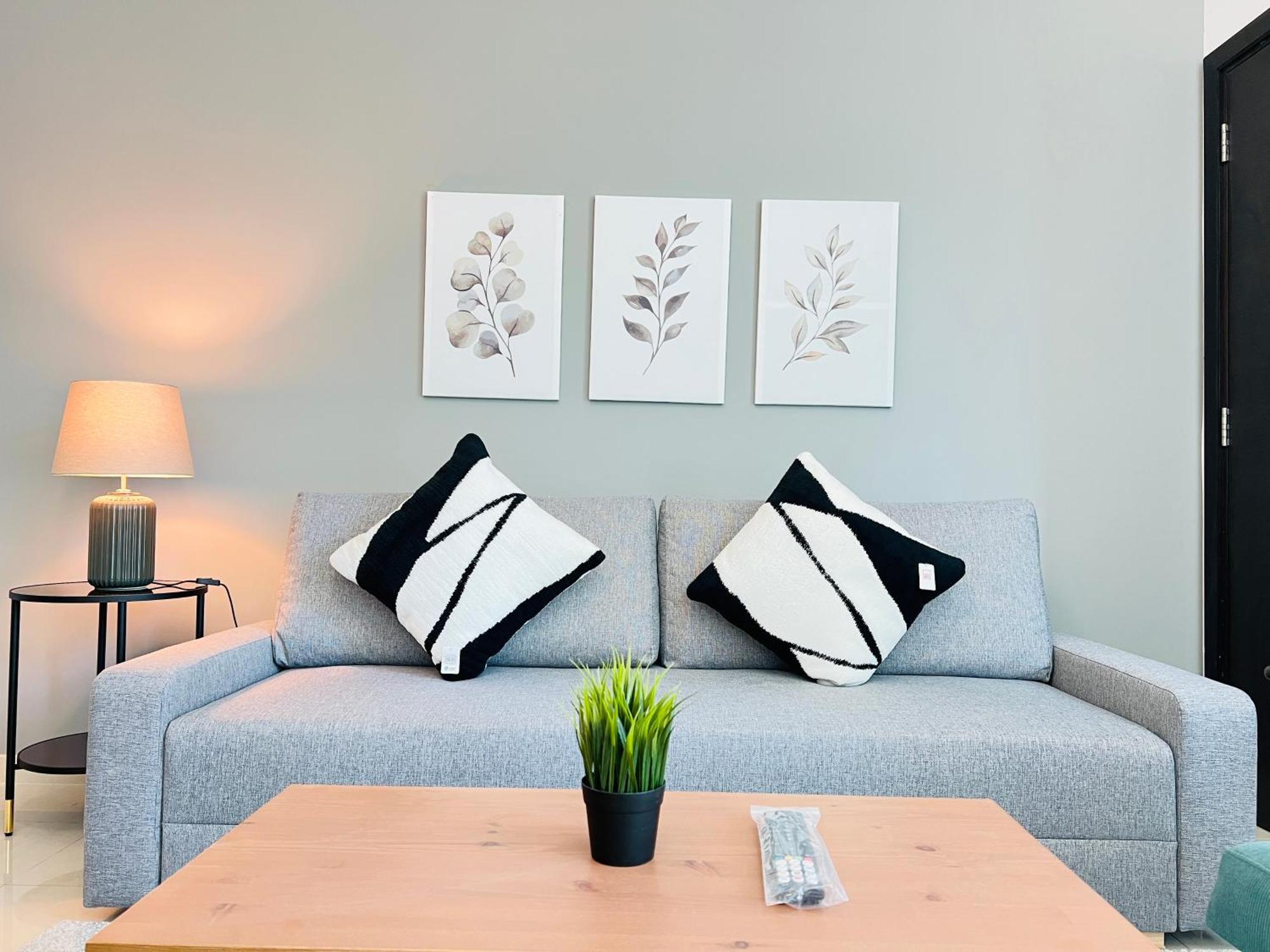 Apartment 1 Bedroom Flat, Luxury Amenities, Near Jbr & Club With Free Parking In Jbr *