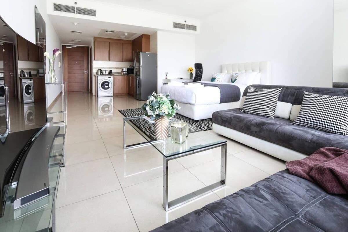 Frank Porter - Saba 3 Apartment *