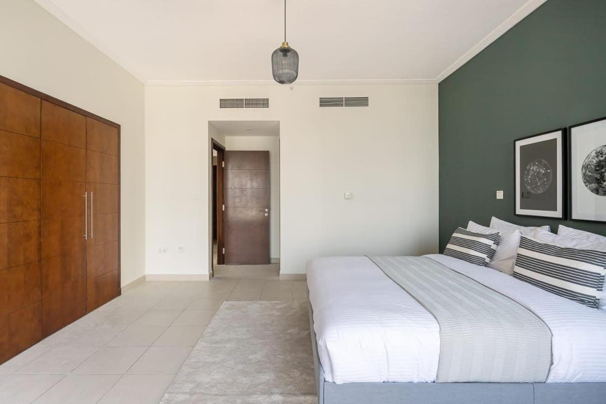 Frank Porter - South Ridge Tower 2 Dubai
