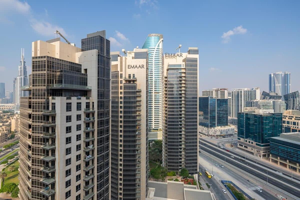 Frank Porter - South Ridge Tower 2 Apartment *