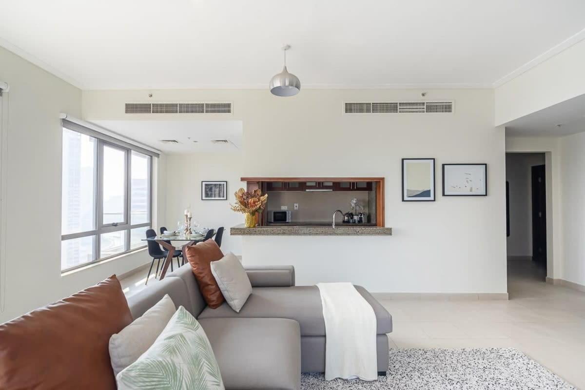 Frank Porter - South Ridge Tower 2 Apartment *