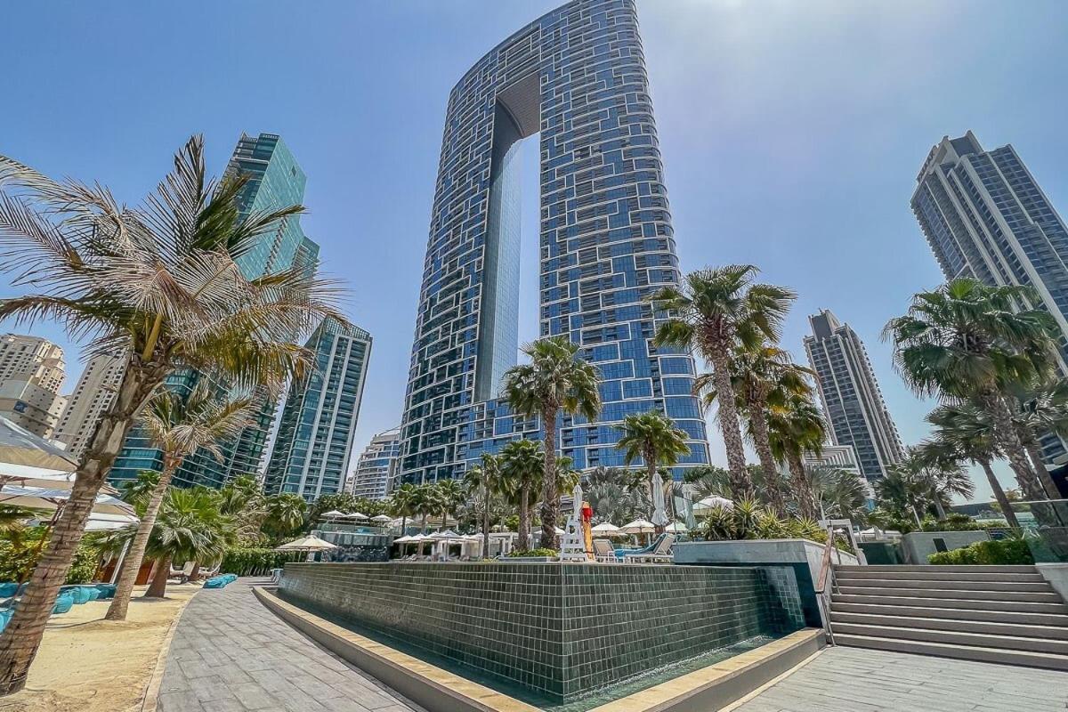 Frank Porter - The Address Jbr Apartment Dubai