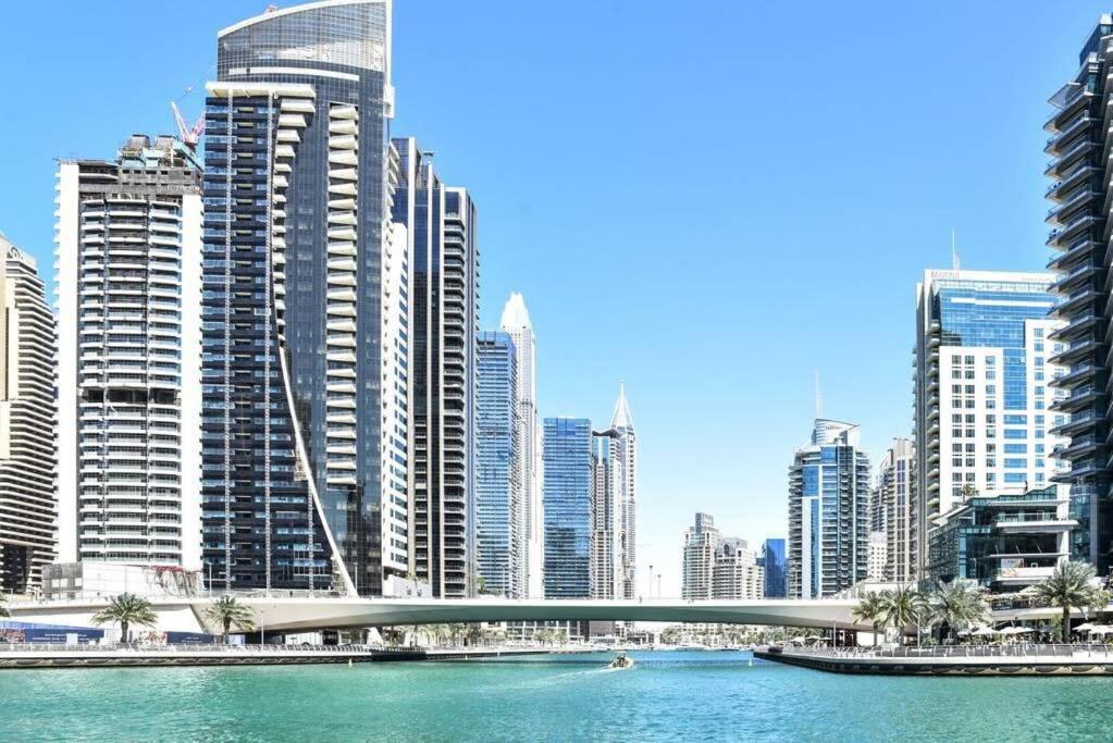 Frank Porter - Time Place Dubai