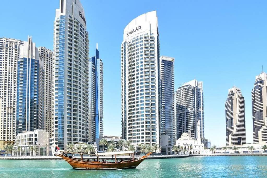 Frank Porter - Time Place * Dubai