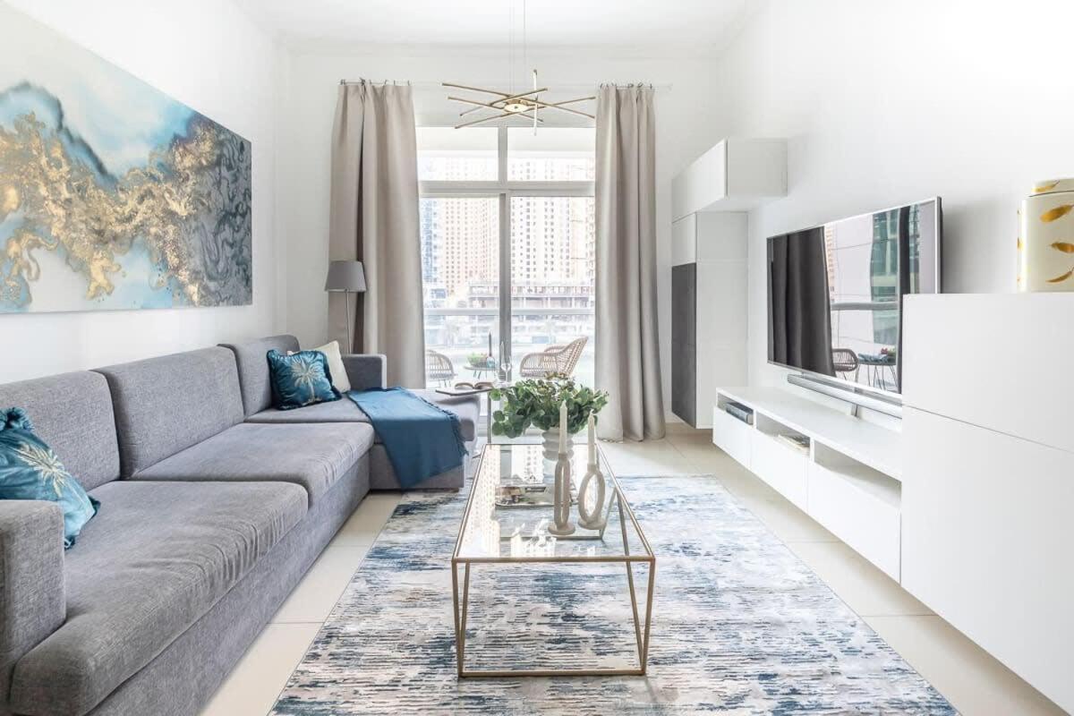 Frank Porter - The Atlantic Tower Apartment Dubai