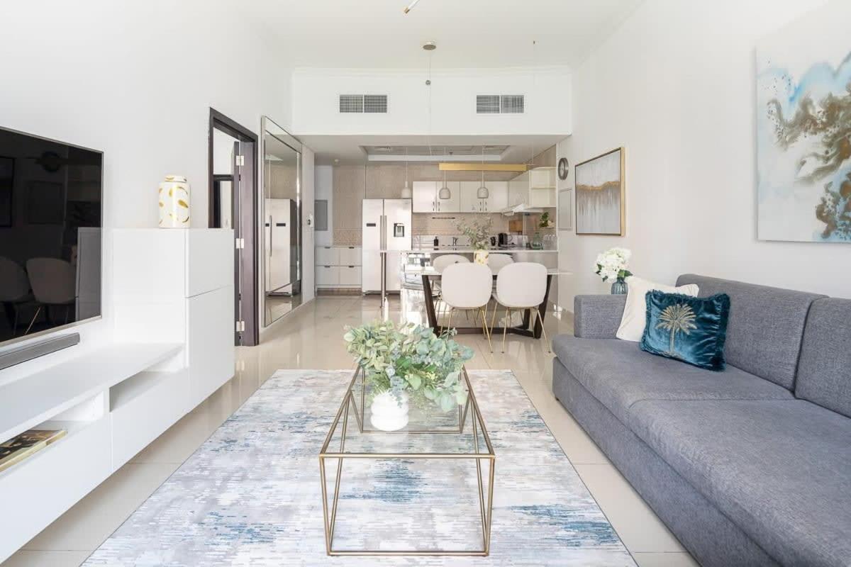 Frank Porter - The Atlantic Tower Apartment