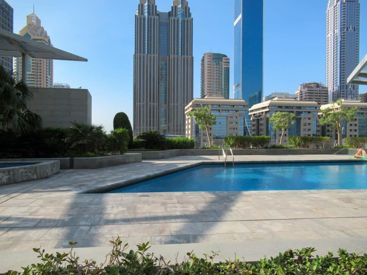 Frank Porter - Park Towers *