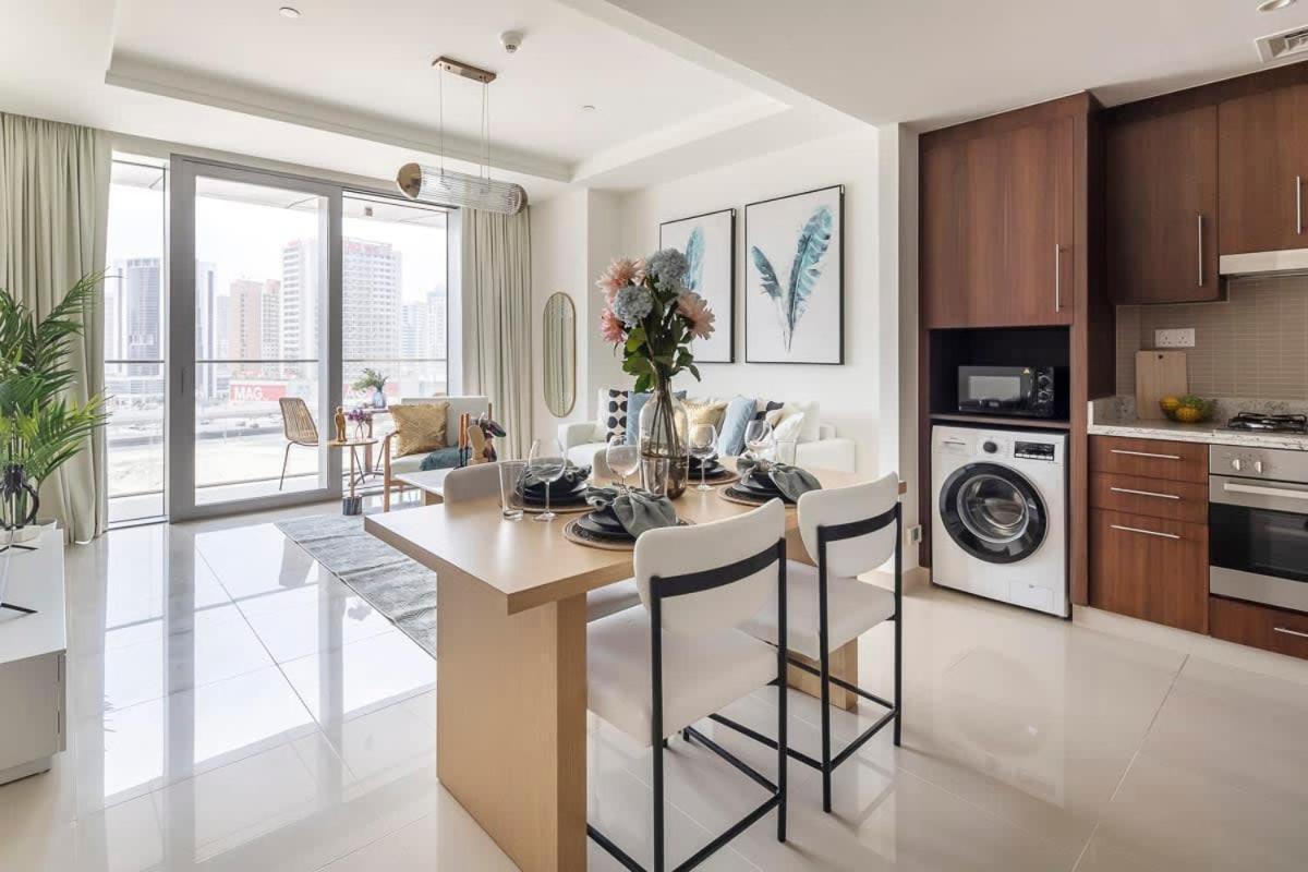 Frank Porter - Boulevard Point Apartment Dubai