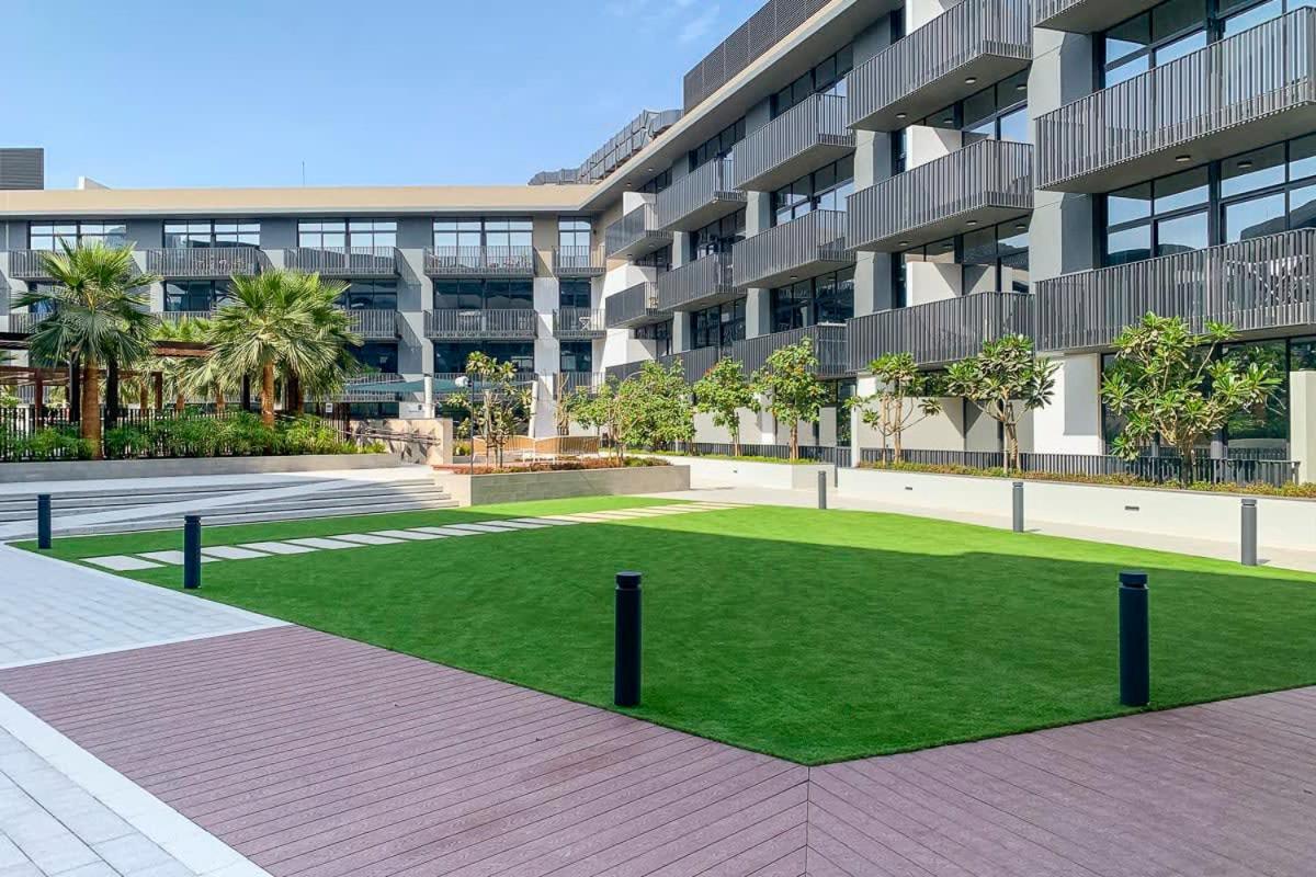 Frank Porter - Belgravia 3 Dubai