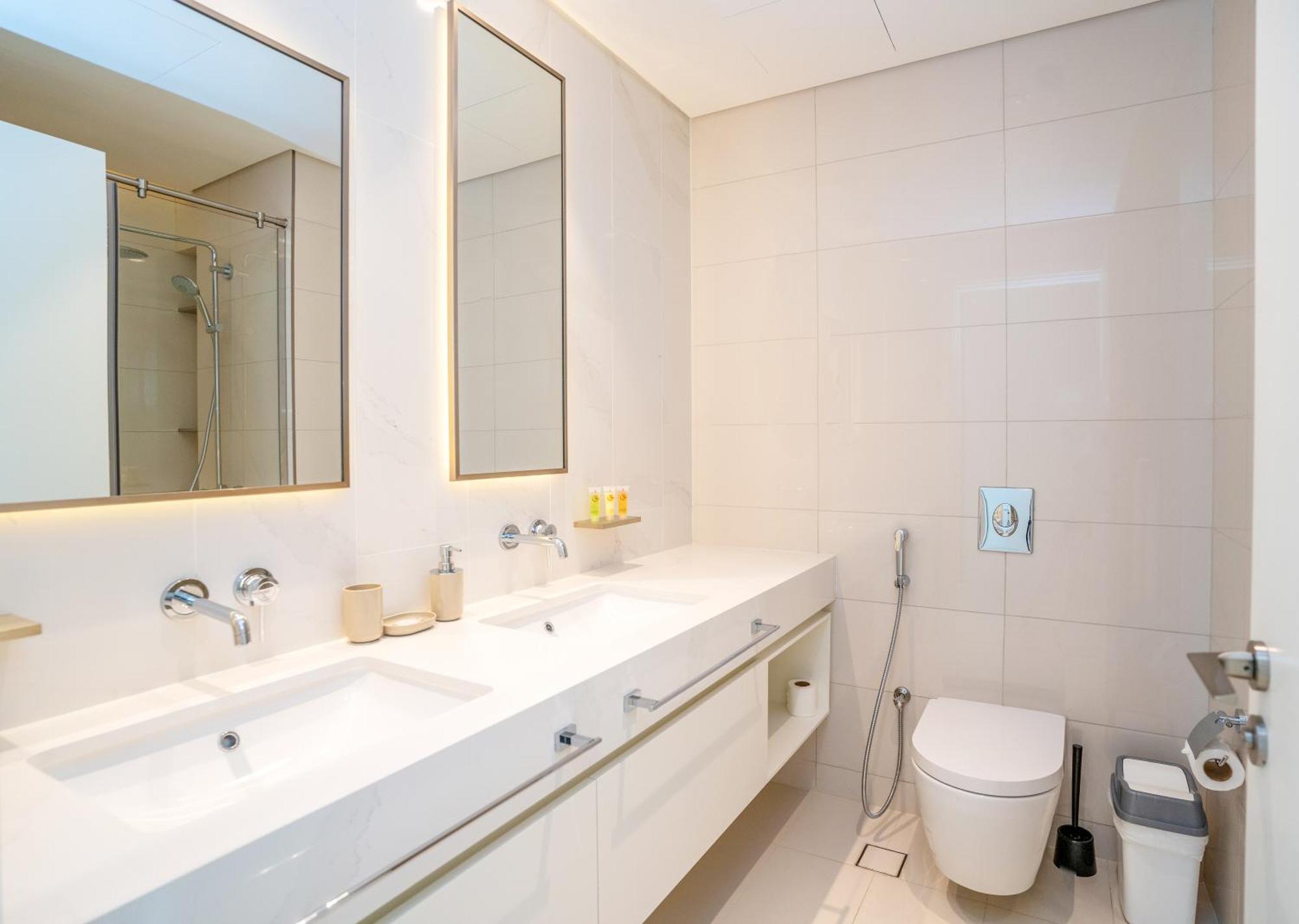 Homesgetaway-luxury 2br In Vista Tower 2 Daire Dubai