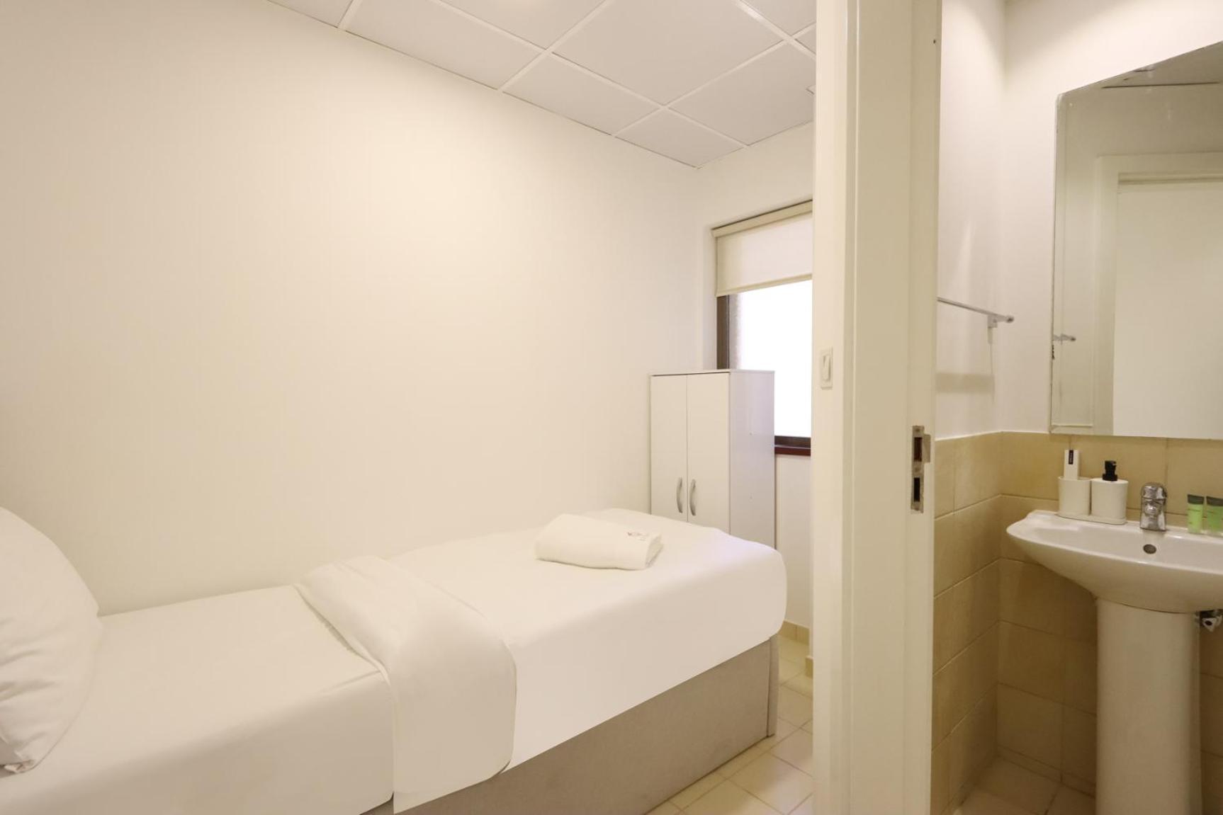 Apartment Livbnb- Homely 3+1 In Heart Of Jbr, Close To *