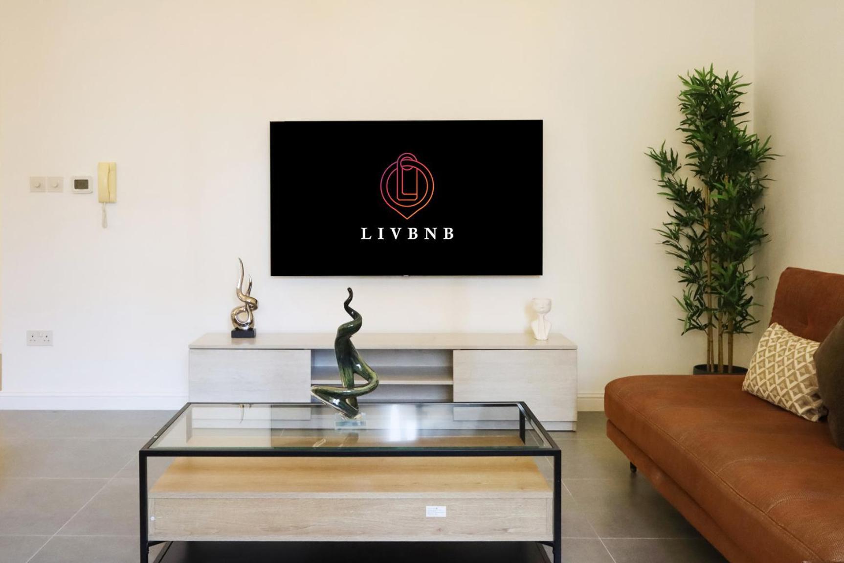 Apartment Livbnb- Homely 3+1 In Heart Of Jbr, Close To *