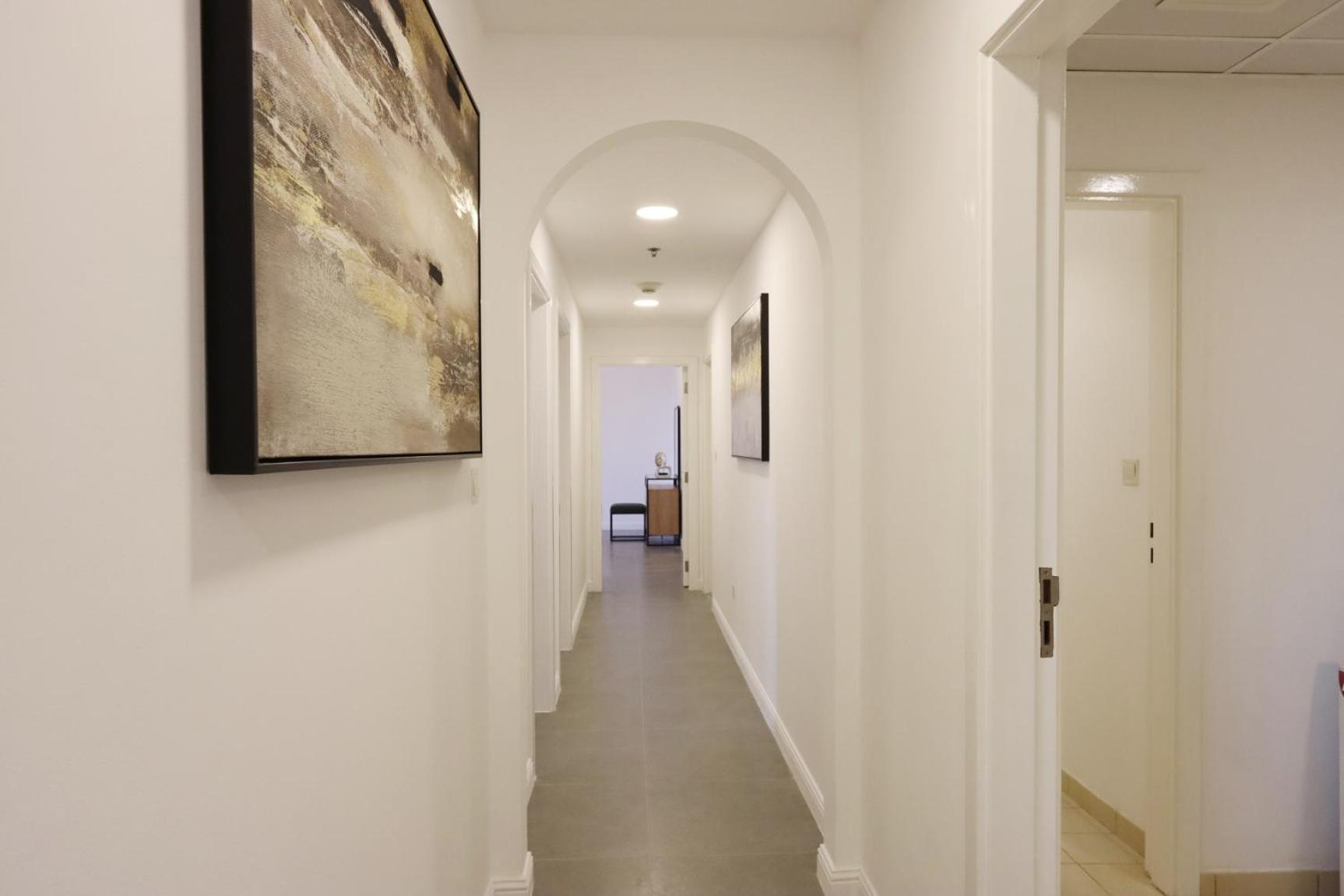 Apartment Livbnb- Homely 3+1 In Heart Of Jbr, Close To *