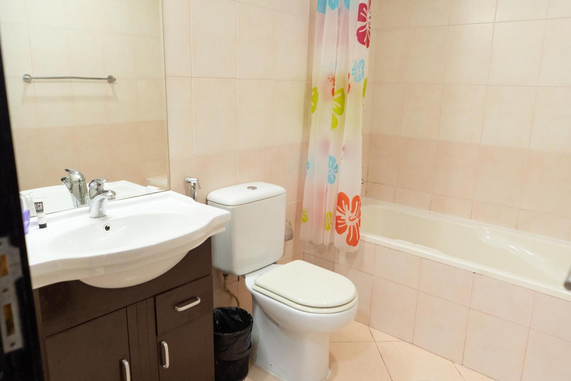 Apartment 2 B/r Escan Tower Marina Near Metro Beach Dubai