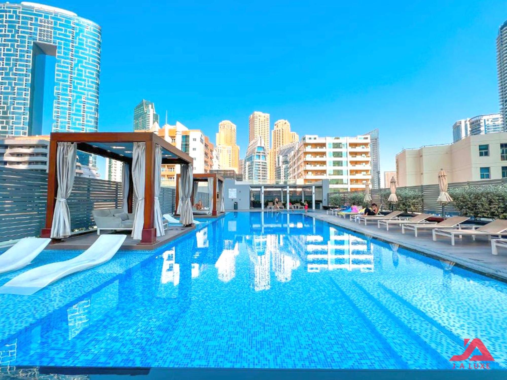 Stylish Marina & Sea View In One, Marina With Modern Gym & Pool, Steps To Jbr & Metro Apartment *