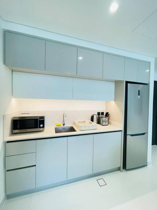 Apartment Marina Vista Luxury: 1-br With Breathtaking Views *