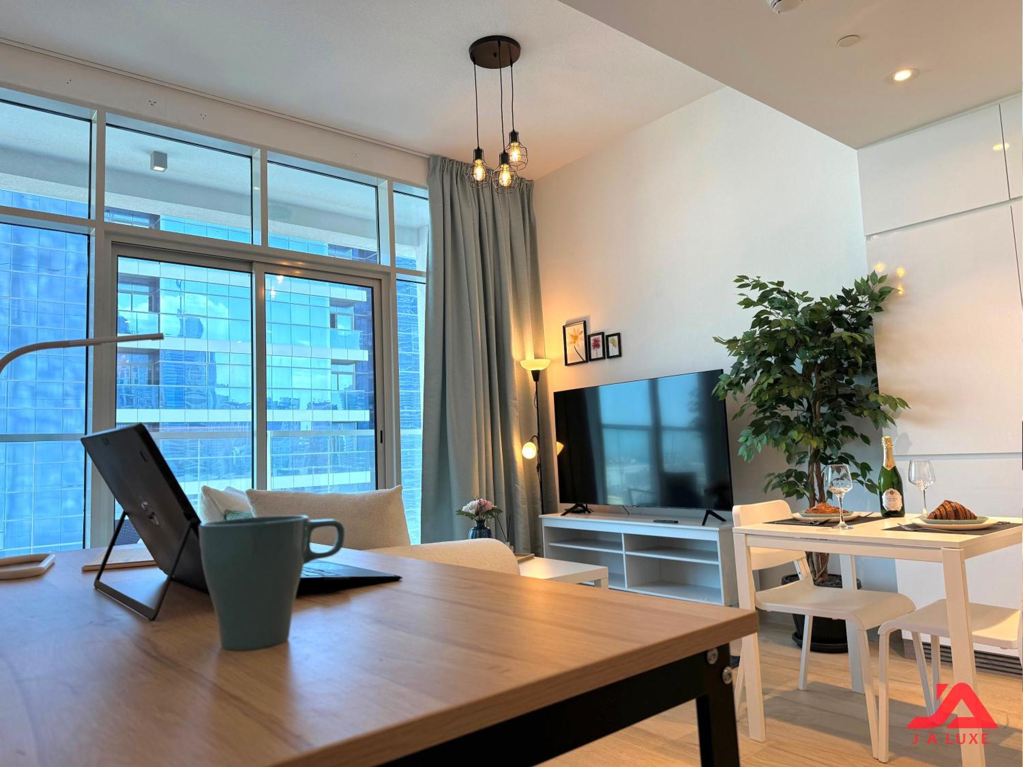Stylish Marina & Sea View In One, Marina With Modern Gym & Pool, Steps To Jbr & Metro Dubai