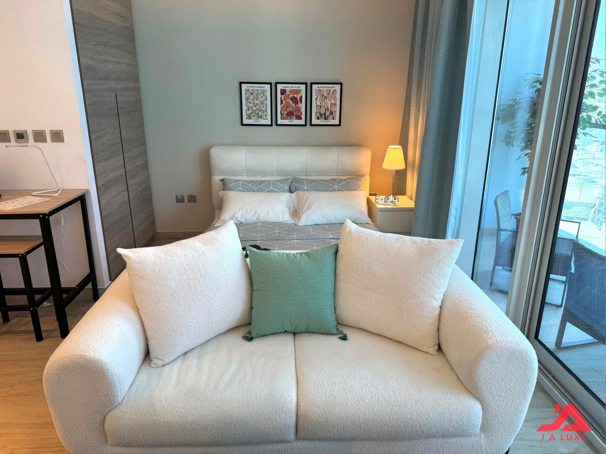 Apartment Stylish Marina & Sea View In One, Marina With Modern Gym & Pool, Steps To Jbr & Metro *