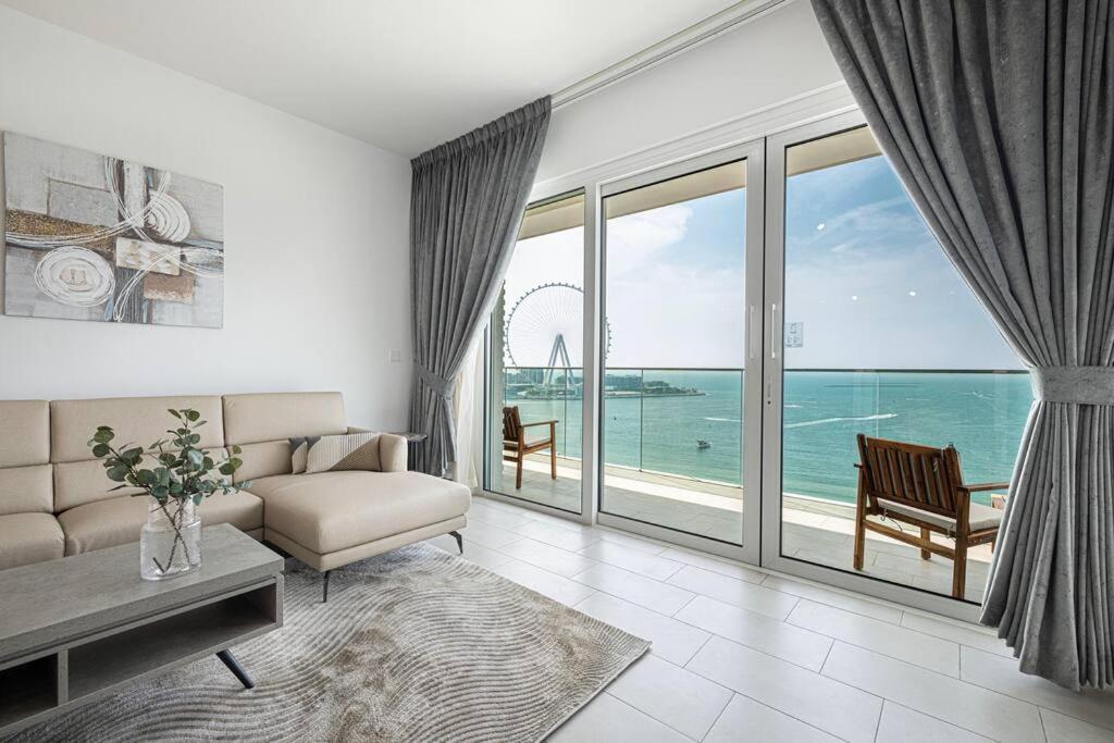 Apartment Seaview 3king Bed- Private Beach