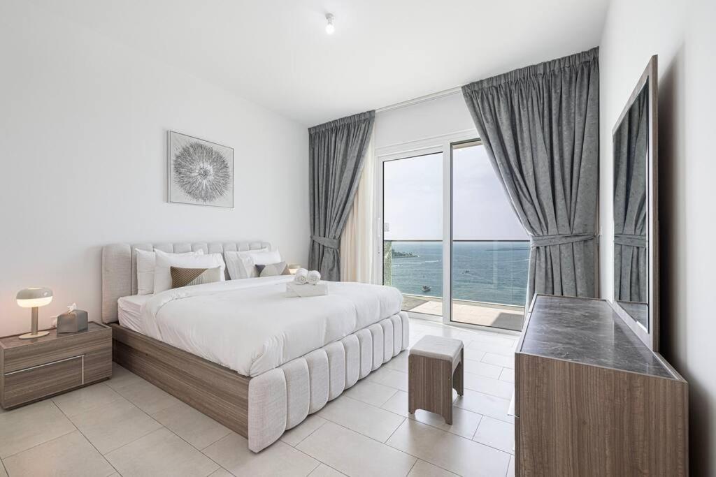 Seaview 3king Bed- Private Beach Apartment *