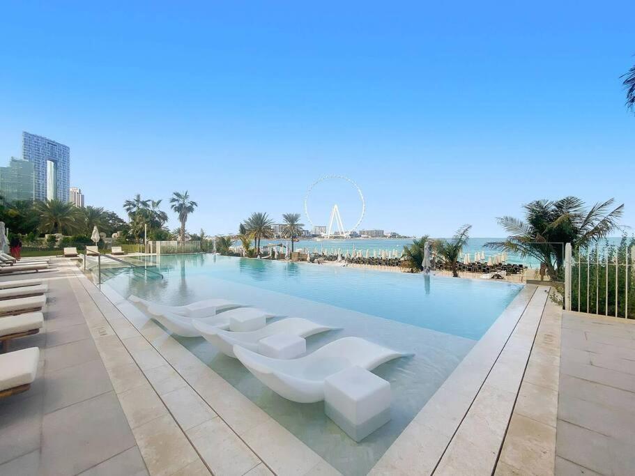 Seaview 3king Bed- Private Beach Dubai