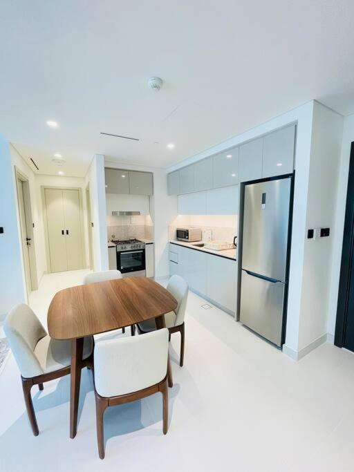 Apartment Marina Vista Luxury: 1-br With Breathtaking Views