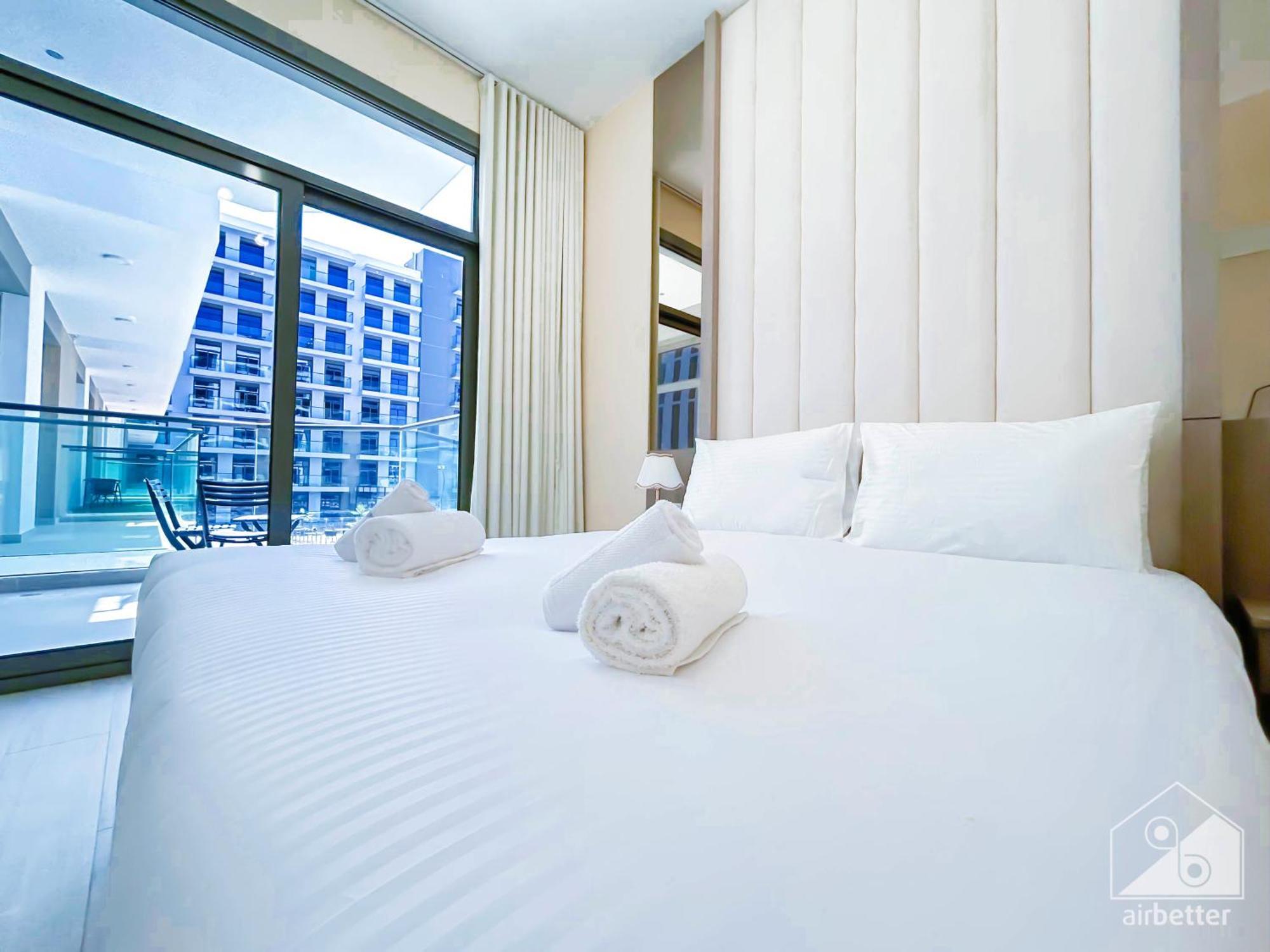 Stunning 1bedroom With Balcony In * Dubai