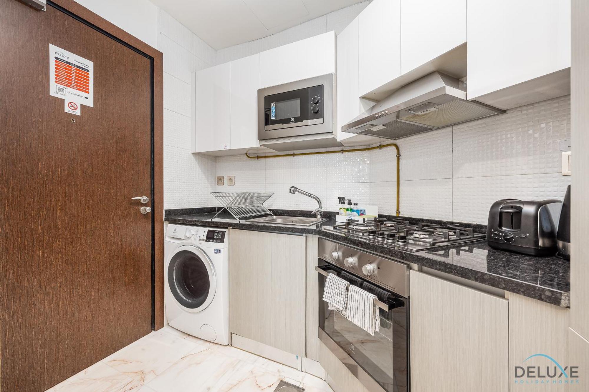 Rate Of The Week Modern With Canal Views By Deluxe Homes