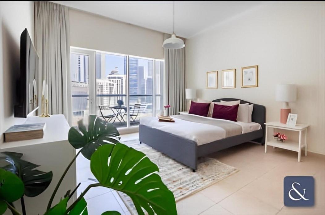 Apartment Burj Al Nujoom Downtown, Mall, Fountain Views & Burj Khalifa *