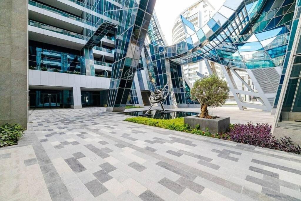 Jone Brand-new Aptm Near Mall & Burj Khalifa * Dubai