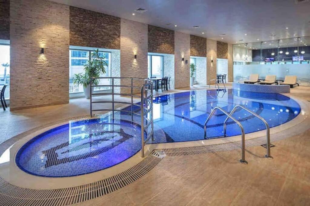 Your Scenic Dream Vacation Apartment Dubai