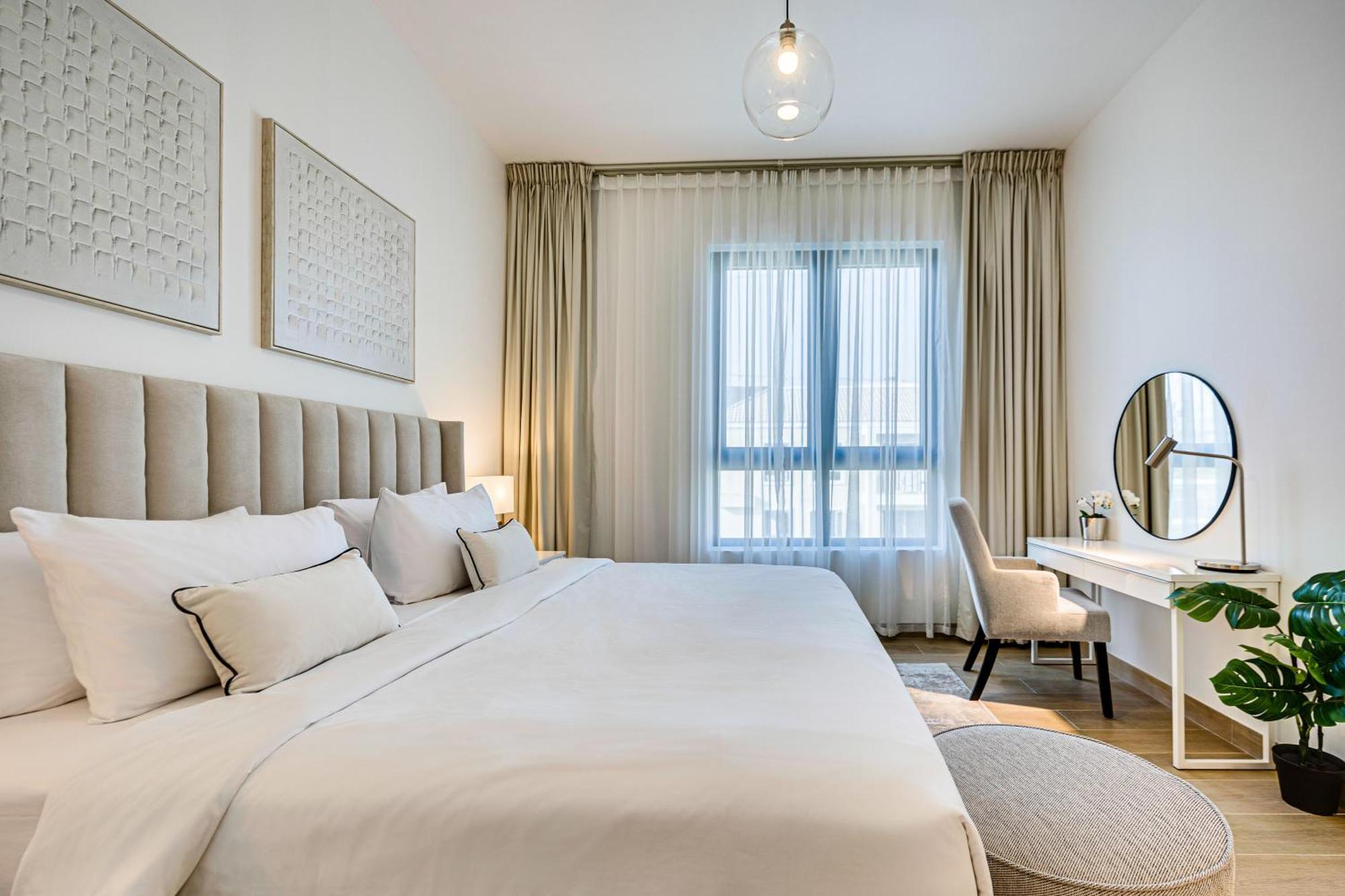 Splendid Brand New Near The Apartment Dubai