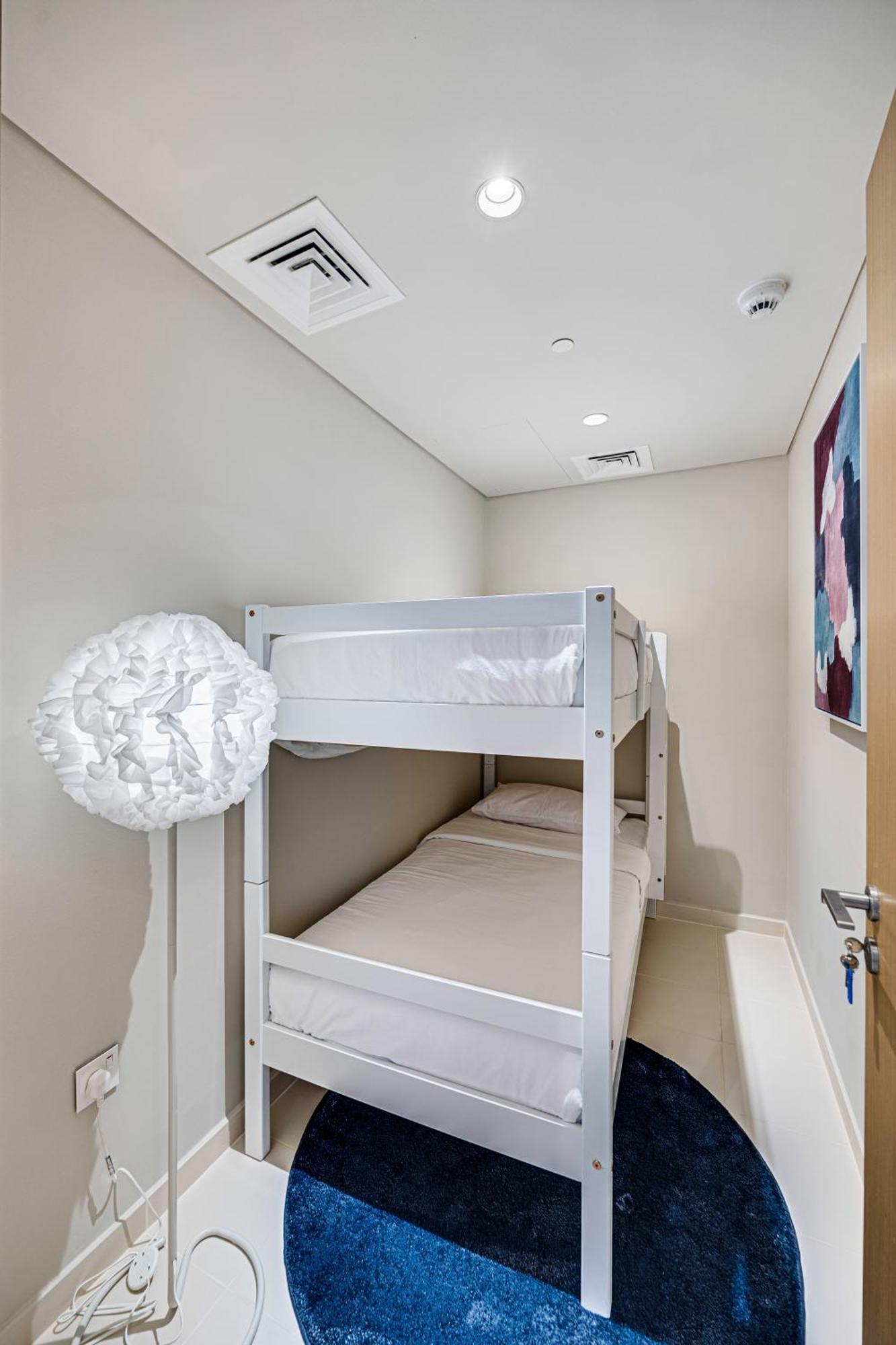 Comfy Family In Creek Harbour Apartment