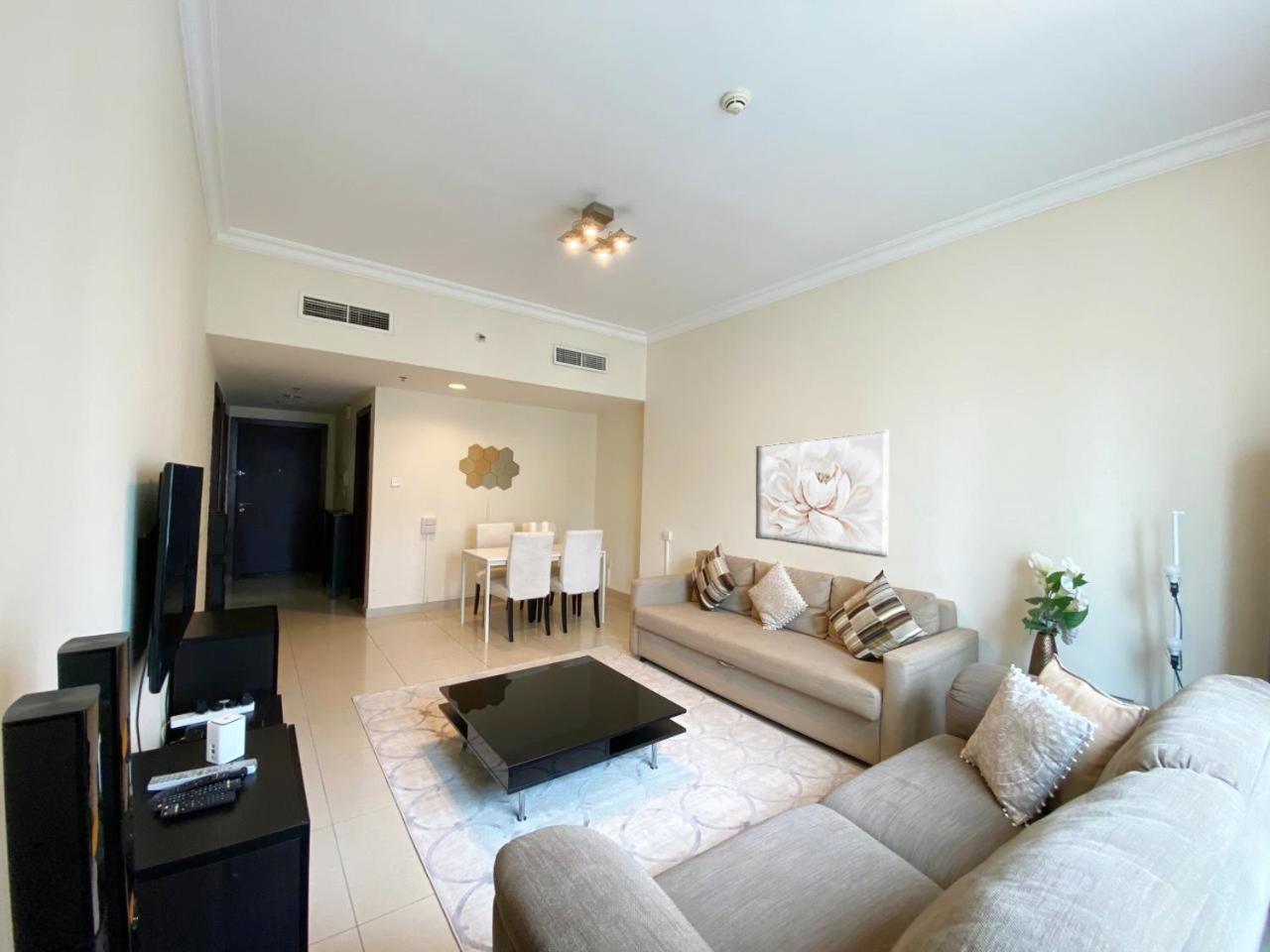 Delux Studio Apartment Dubai Marina The Bay 5 Min Beach Jbr & 3 Min To Tram Station *
