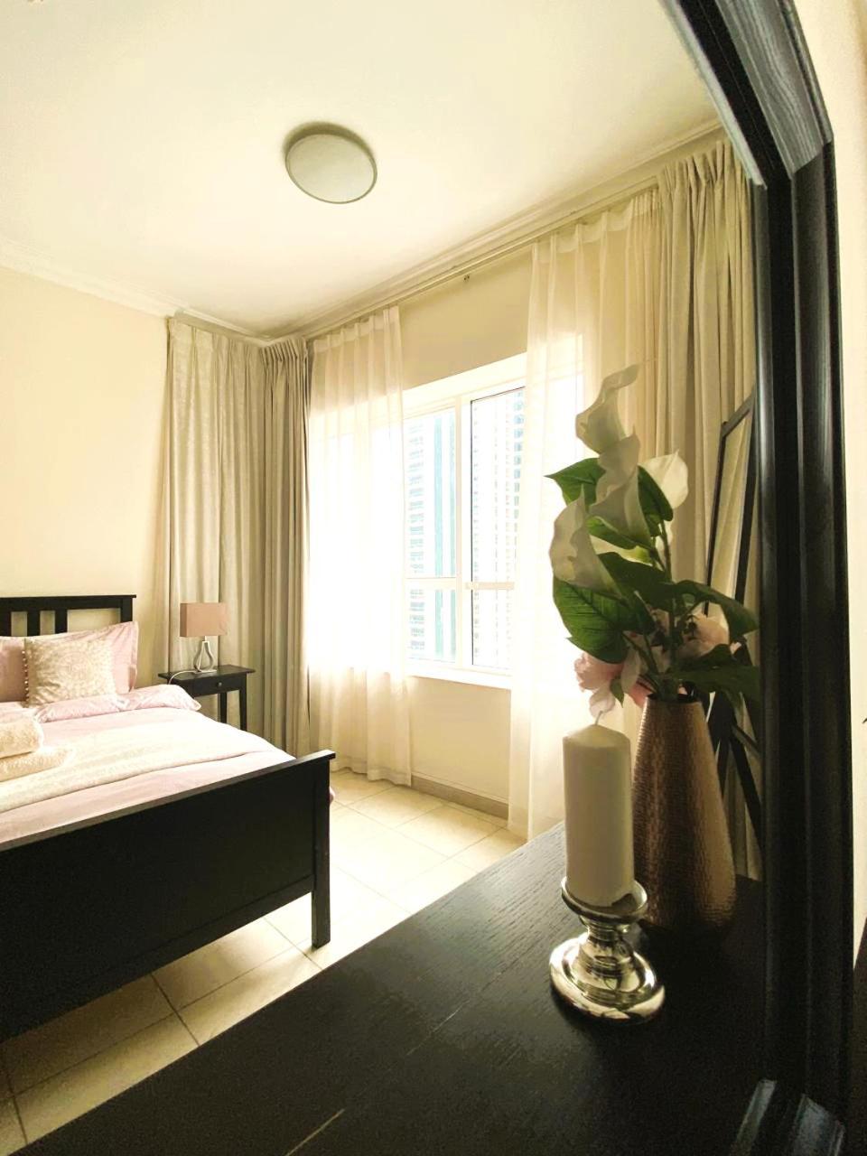 Delux Studio Apartment Dubai Marina The Bay 5 Min Beach Jbr & 3 Min To Tram Station
