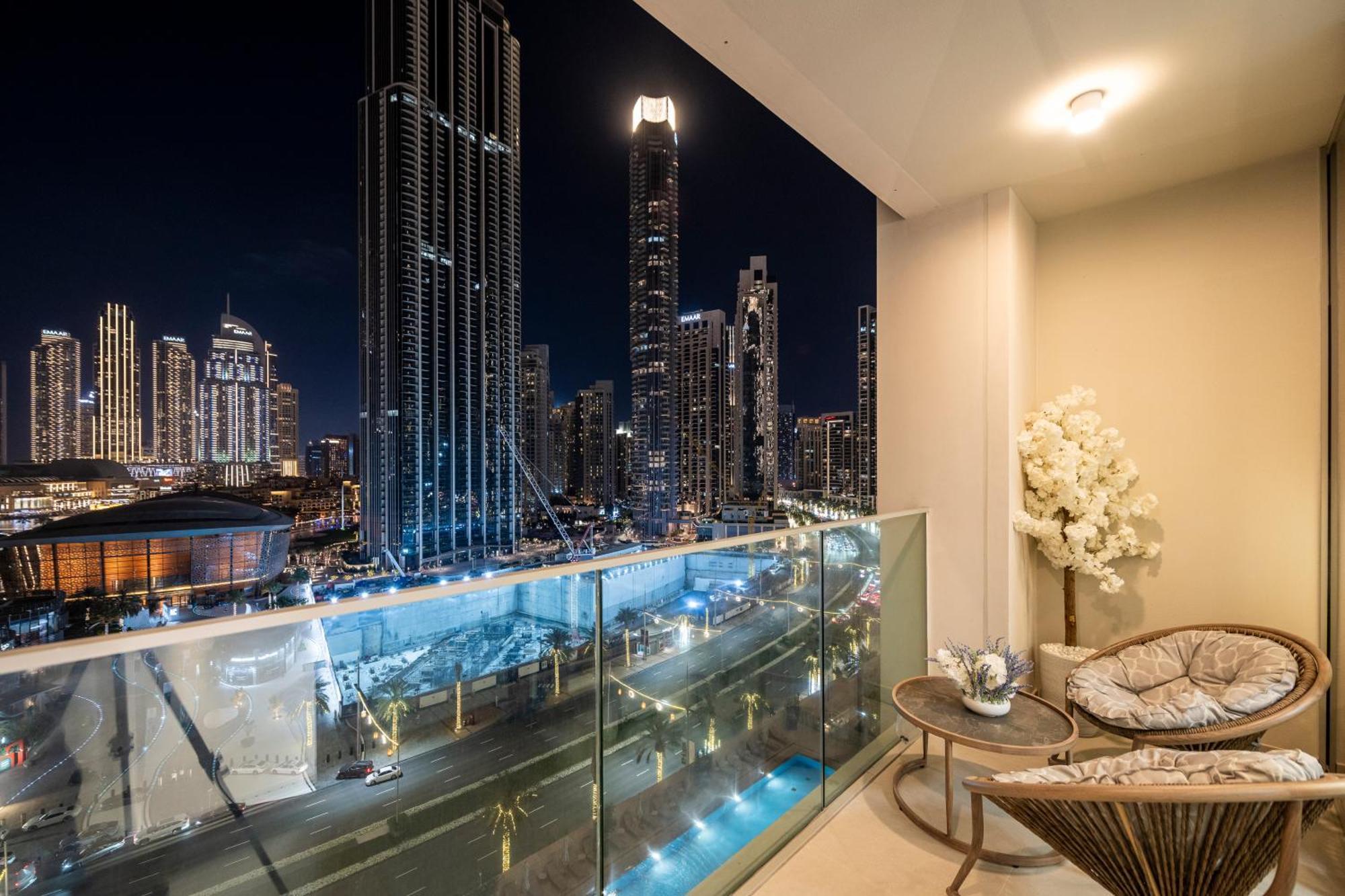 Apartment 3 Bedrooms Tower 1- Downtown Skylight