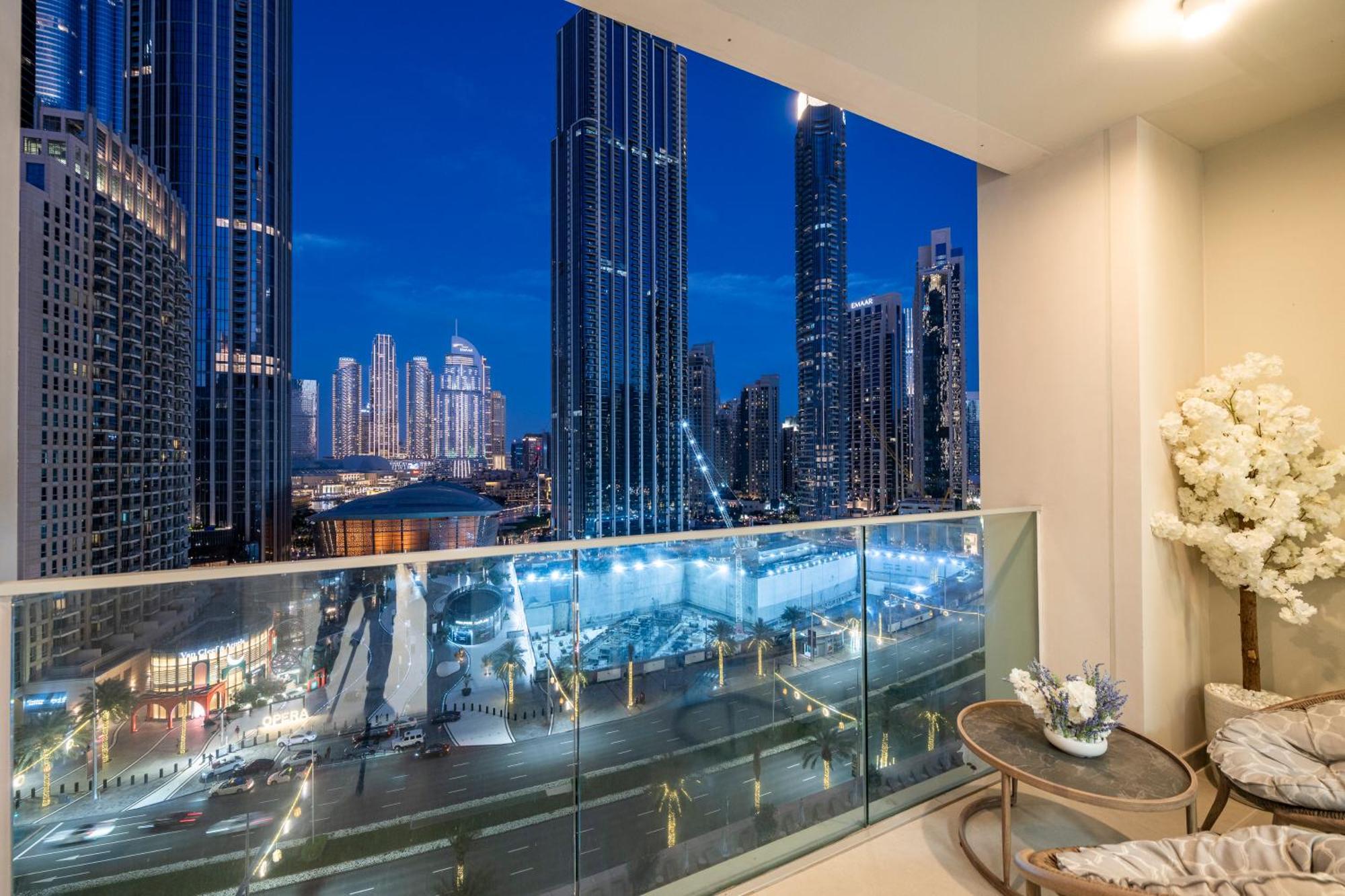 Apartment 3 Bedrooms Tower 1- Downtown Skylight Dubai
